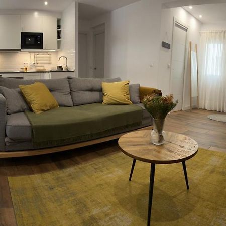Petit Apartment Los Remedios Σεβίλλη Εξωτερικό φωτογραφία