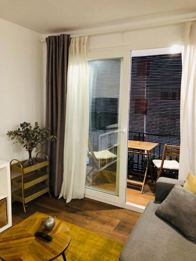 Petit Apartment Los Remedios Σεβίλλη Εξωτερικό φωτογραφία
