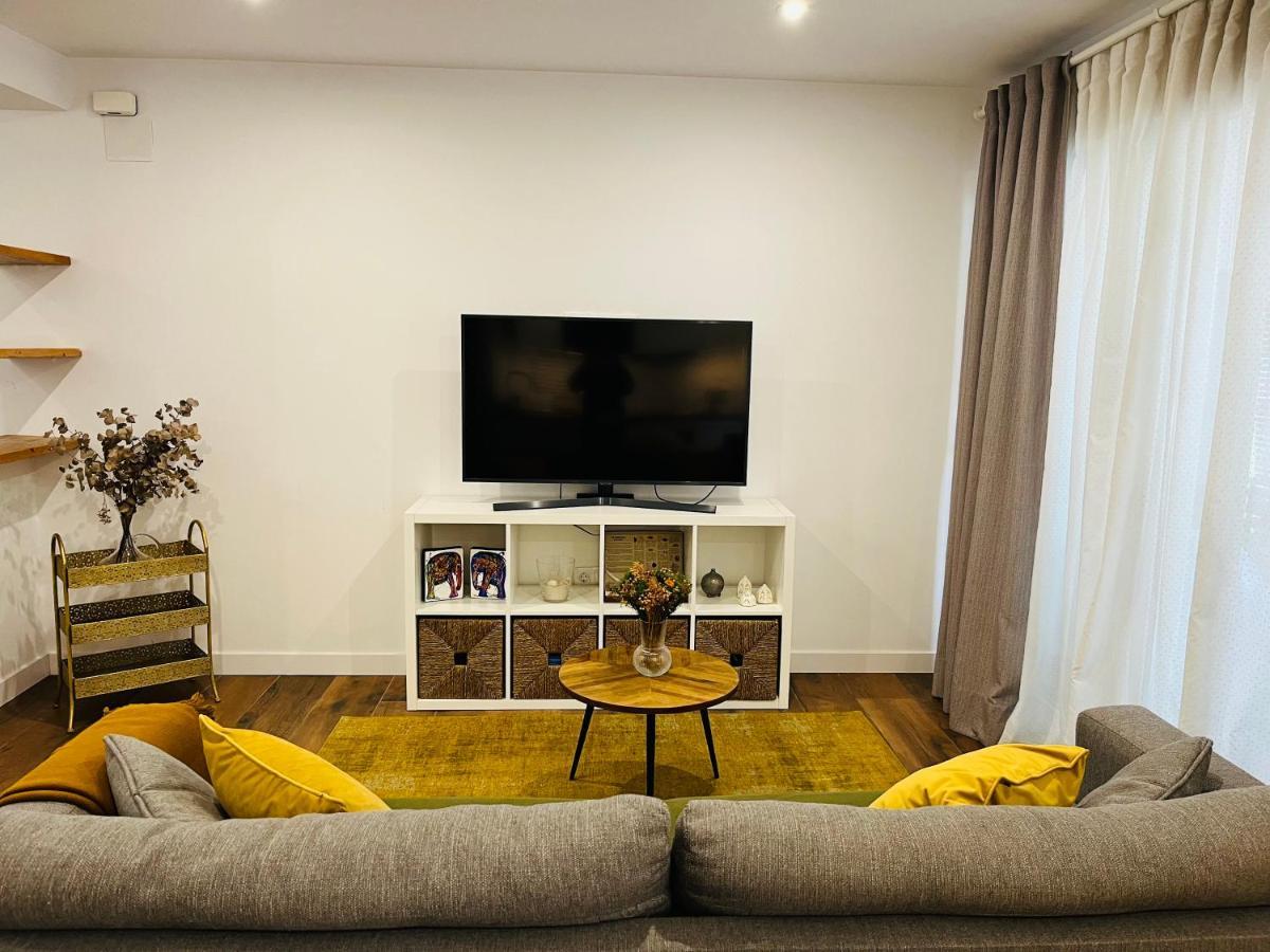 Petit Apartment Los Remedios Σεβίλλη Εξωτερικό φωτογραφία