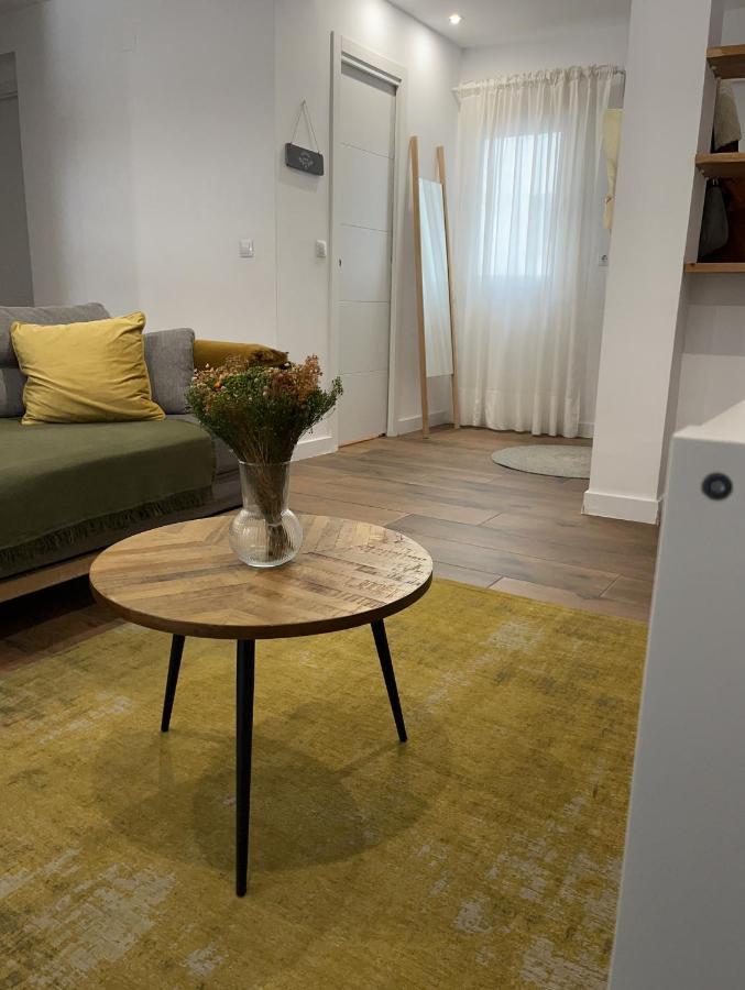 Petit Apartment Los Remedios Σεβίλλη Εξωτερικό φωτογραφία